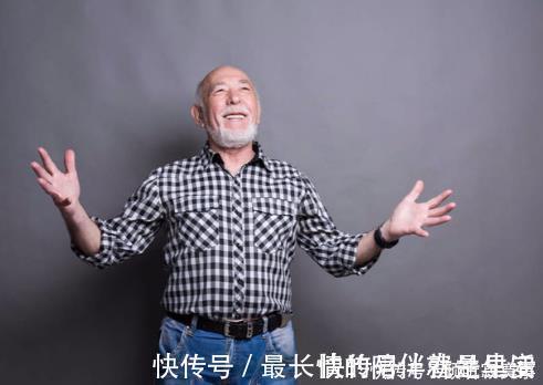 饮酒|不论男女,50岁后若能做到睡前“6不要”,身体健康更长寿