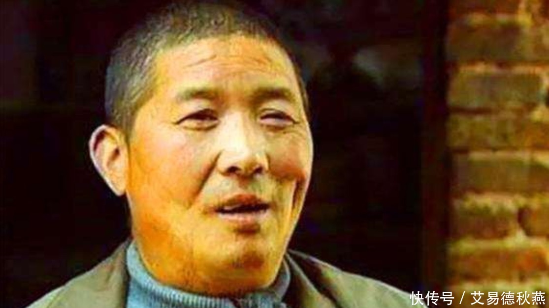 小伙在山上发现一铜片,婉拒10万收购,主动上交国家成一级国宝