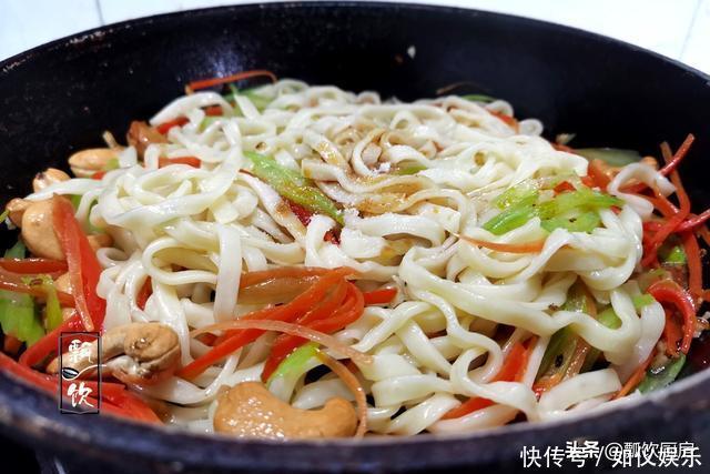 用心做面条,带给孩子的,远不止碳水化合物,好吃又促进孩子成长