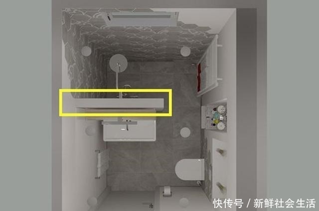 置物架|马桶不靠墙,直接和淋浴房隔断合并,上方装个置物架还能用来收纳!
