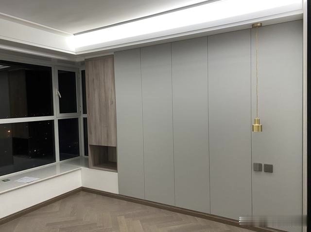 屋主|越来越多人这样装修,电视墙很实用,看她家,还没家具就很漂亮