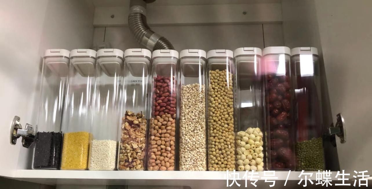 灶台|原来不懂，厨房瓶瓶罐罐堆灶台！其实早该这样弄，干干净净又高级