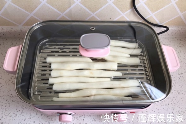 山药|早餐给孩子做一份奶香山药饼，健脾胃，好消化