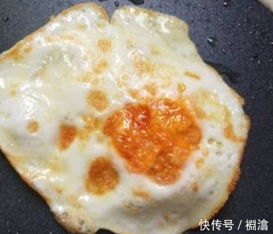 锅中|天冷常喝这碗汤,鲜美可口有营养,6块钱煮一大锅,比肉汤还好喝