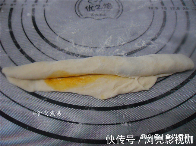 面团|半碗面粉加一勺酱，快速做一锅香喷喷的煎饼，好配方收起来