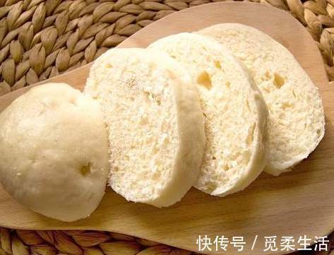 残渣|炸馒头片时,不要只会裹蛋液,多做一步,馒头外酥里软,不吸油