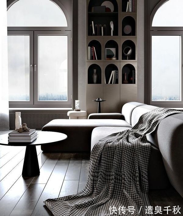 单身公寓|外国小伙的93㎡单身公寓,全屋轻奢风,卧室纱帘让网友吵翻了天