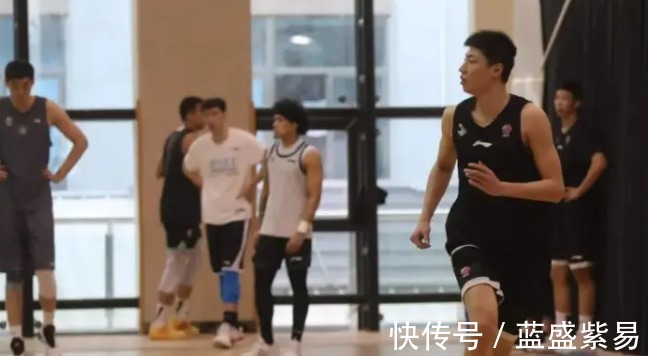 孙岩松|4消息!全明星票选出炉,山东签外援,孙岩松谈福建,北控存2伤员!