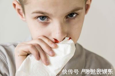 当心|脑血栓是怎么形成的提醒出现7个表现,当心脑血栓