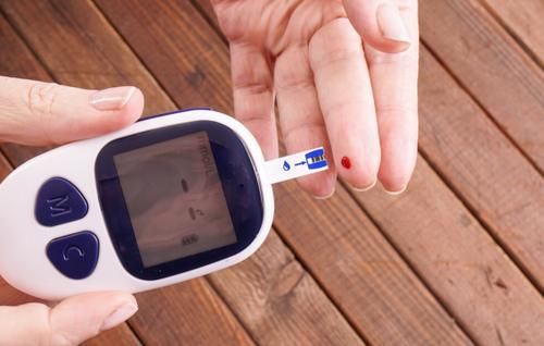 血糖升高|2021新血糖标准已公布，3.9~6.1已是过去式，你的血糖是否达标？