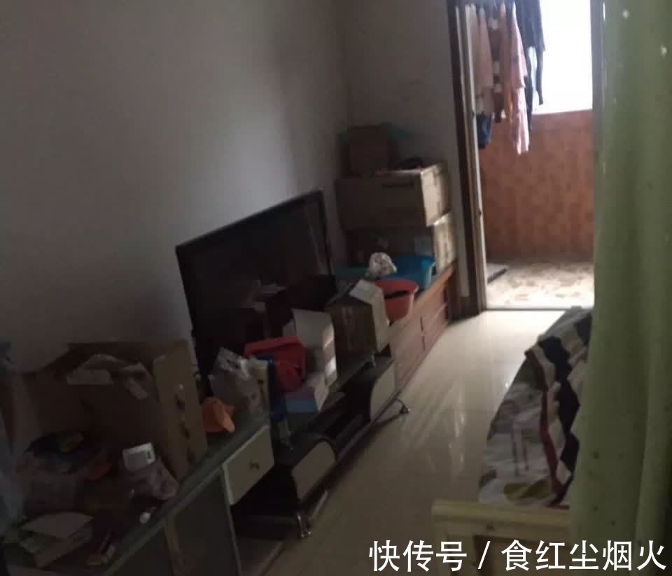 收纳|一家6口挤进56㎡小宅,虽小但布置却井井有条,生活过得十分幸福