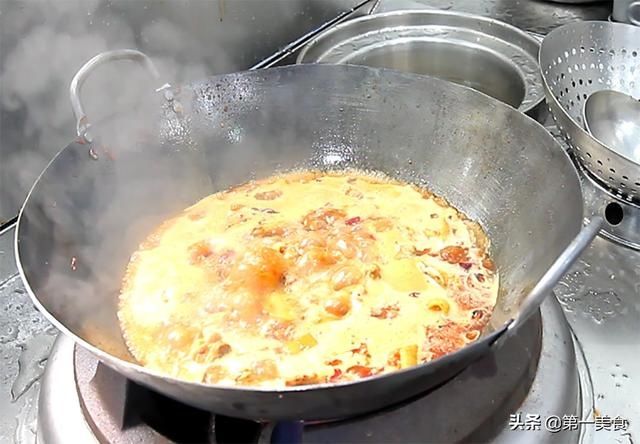 十三香|难怪饭店的大盘鸡那么好吃，原来不用焯水，香辣鲜嫩，色香味俱全