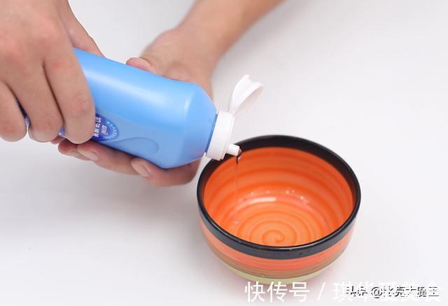 洗衣液|洗衣液里倒点鸡蛋清,真太实用了,解决家里不少烦恼事,回家试试