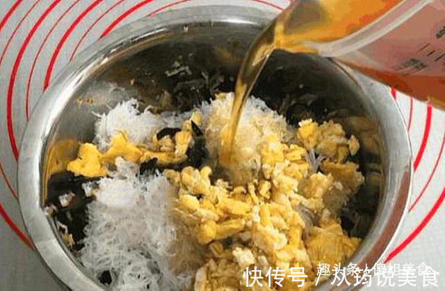 萝卜饺子，有人焯水有人直接包都不对！教你最正确做法，太香了