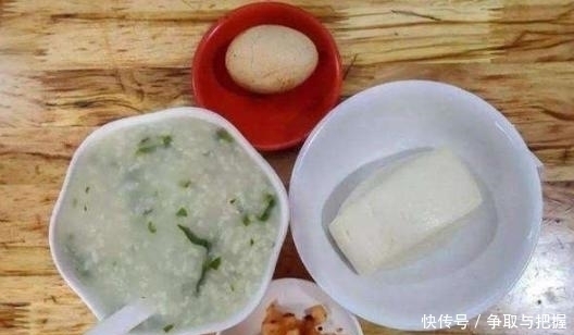 早餐|“中国糊弄式早餐”悄然兴起,伤害孩子身体健康,父母还觉得省事