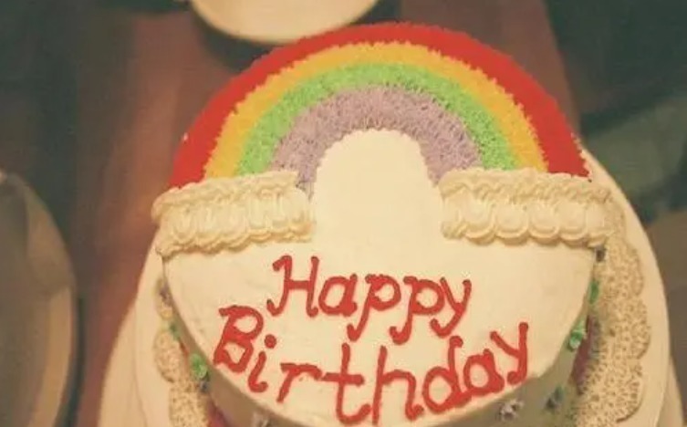 生日歌|为了所谓的仪式感,女儿零点被父母强制起床,过了场糟心的生日