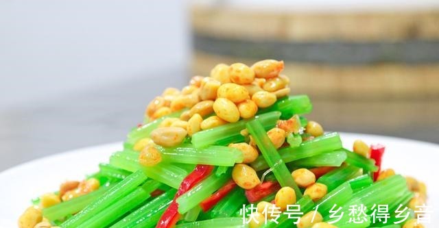 红干椒|冬天多吃芹菜身体好，分享5种芹菜做法，清爽解腻，孩子不挑食！