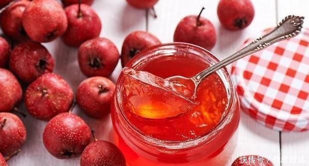 枸杞|山楂和此物一起泡,坚持喝半月,有助于排出湿毒,大肚腩也会消失