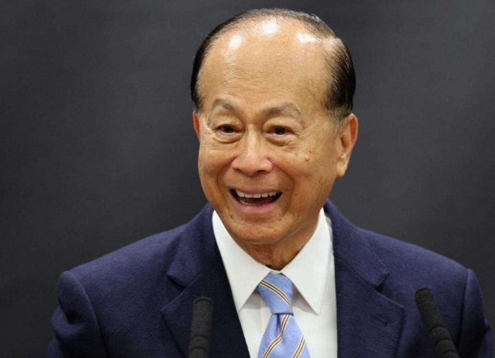 房地产业|4月1日起,“咬牙买房”还是“尽快卖房”李嘉诚曹德旺观点一致