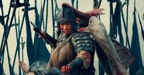 毫发|谁是三国第一猛将？出战25次斩杀21名将领，至死毫发无伤