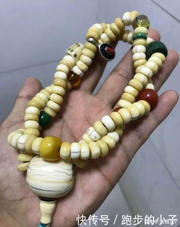 鬼才|文玩人玩串迷惑行为大赏,都是鬼才!