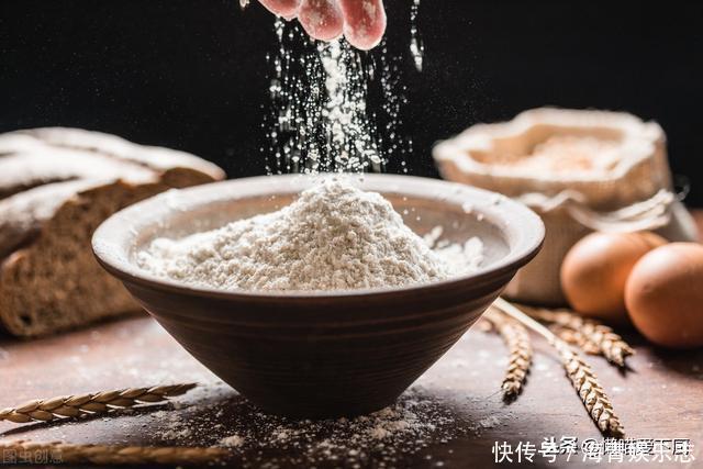 买面粉时,只要面袋上有这行字,无论多便宜,都是优质面粉