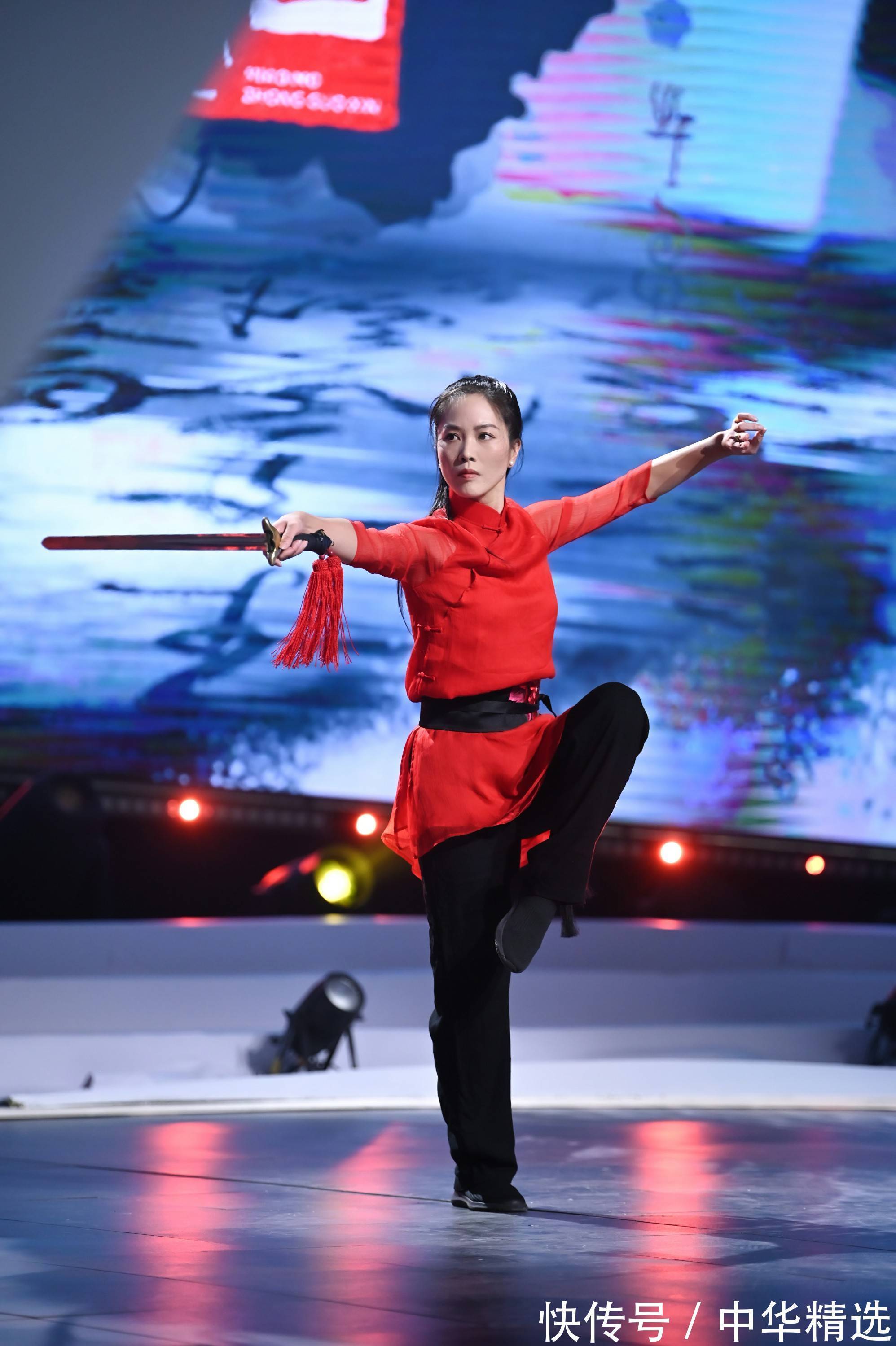 书法@当书法遇见摇滚,会有怎样的化学反应?《妙墨中国心》今晚走进草书篇