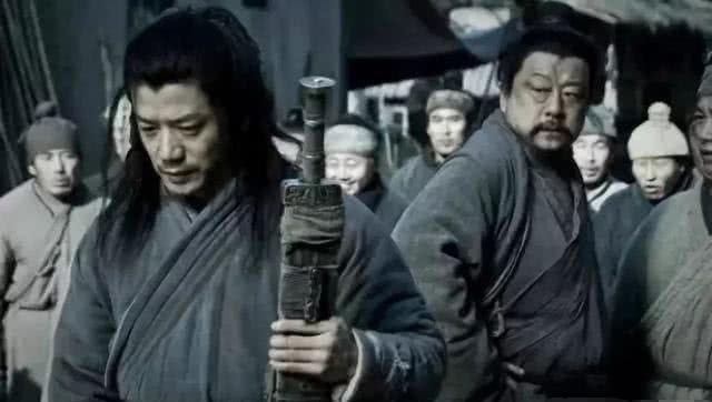 功高盖主|韩信功高盖主被吕后骗杀,死前大喊3个字,如今却成了年轻人的口头禅!