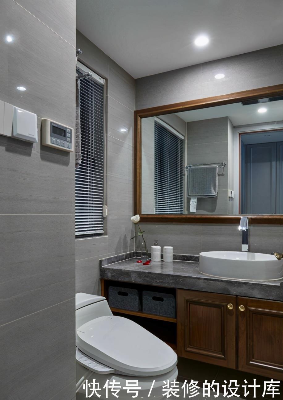 现代|104平现代风两居室，美式元素护墙板，构建高雅生活空间