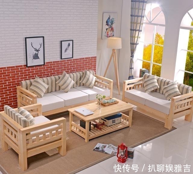 传统沙发|传统沙发已经淘汰了，现在的有钱人都买木沙发，稳重与大气的传承