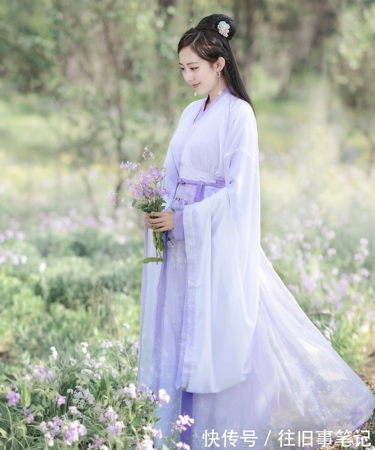 七绝$淡对红尘人与事,何嗔岁月落霜华;绝句随吟,浮生怎可四时嘉?