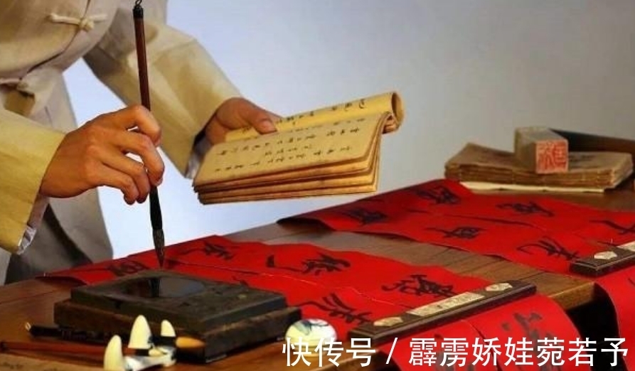 文人雅士@上联“老不老，小不小”，一才子对出下联，堪称经典，令人钦佩