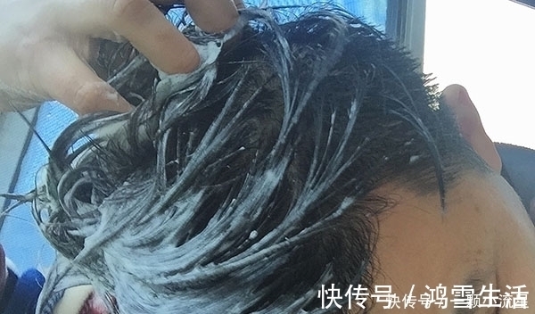 不良习惯|晚上洗的头发,第二天变油头?是怎么回事?是没洗干净吗?