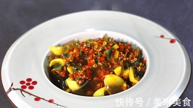 料汁|皮蛋的美味做法,只要一个料汁,制作超简单,全家都爱吃