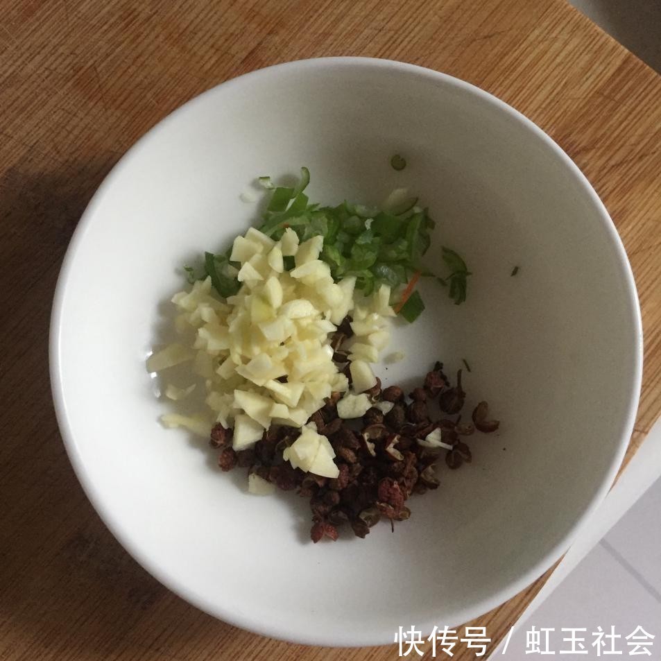 炝拌干豆腐|炝拌干豆腐家庭做法,爽口清凉,美味好吃