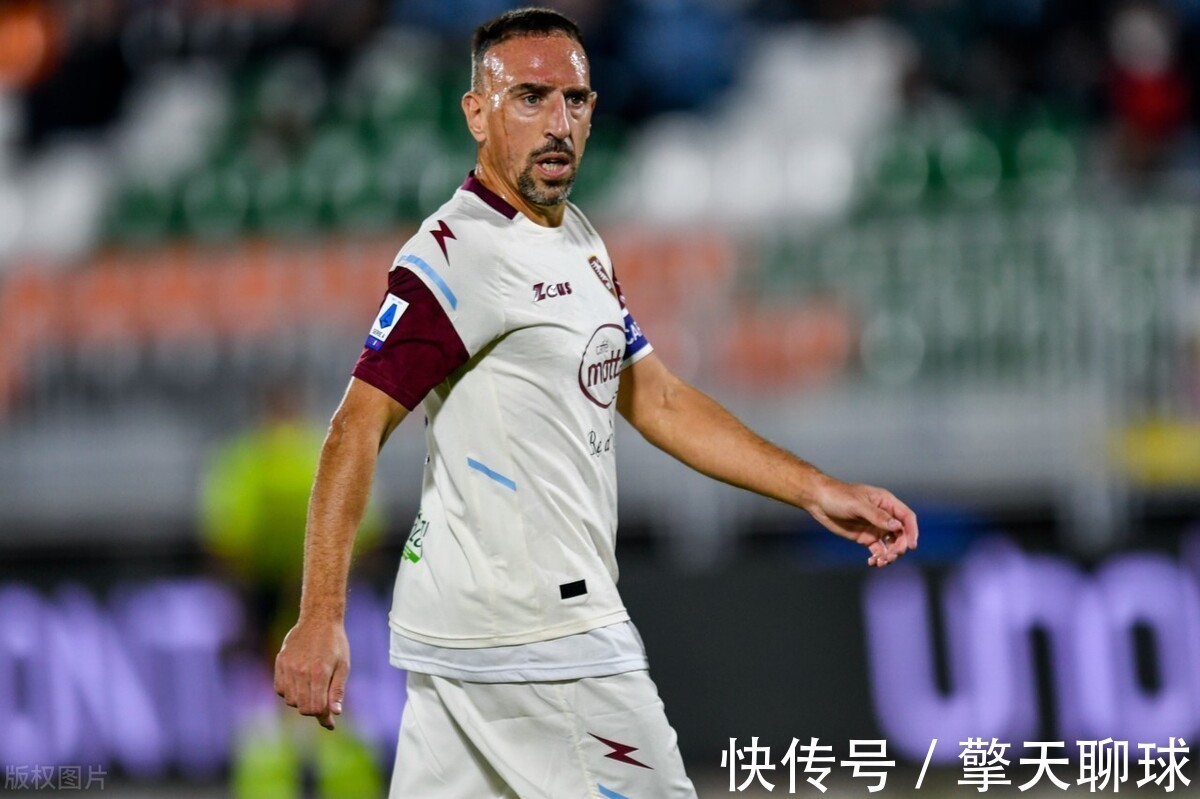 前场|2-1,意甲倒数第一大逆转,轰21脚+95分钟读秒绝杀,里贝里送助攻