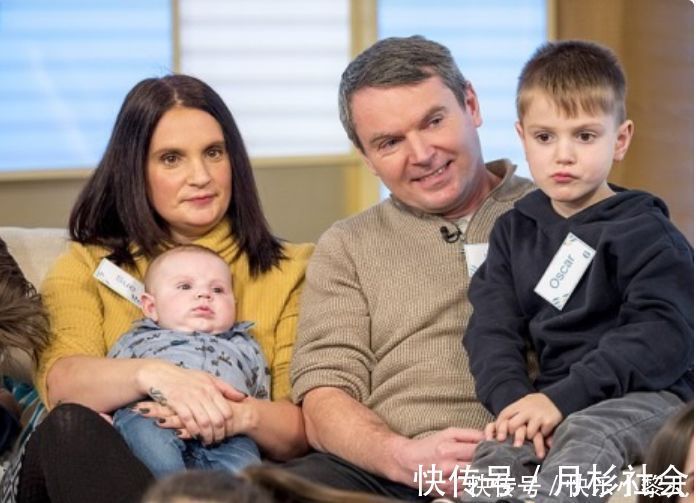 妈妈|英国“超人妈妈”,从14岁开始生头胎,如今21个孩子全家幸福美满