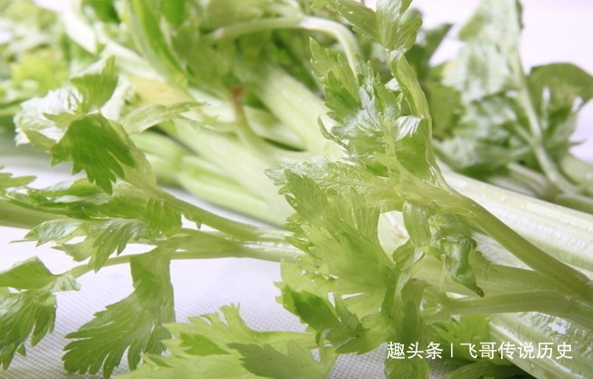 黄花菜|高血压的患者,一定要多吃这几种食物!保护心脏控制血压