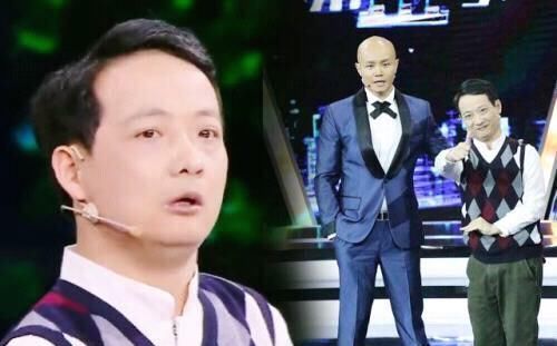 乐嘉首次公开露面，直播间潸然泪下，对《超级演说家》余怒未消