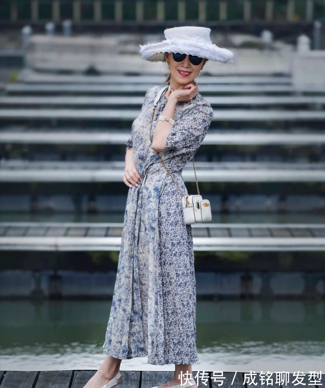 穿搭|这才是60岁奶奶该有的打扮,真实自然不做作,简单随意又显年轻