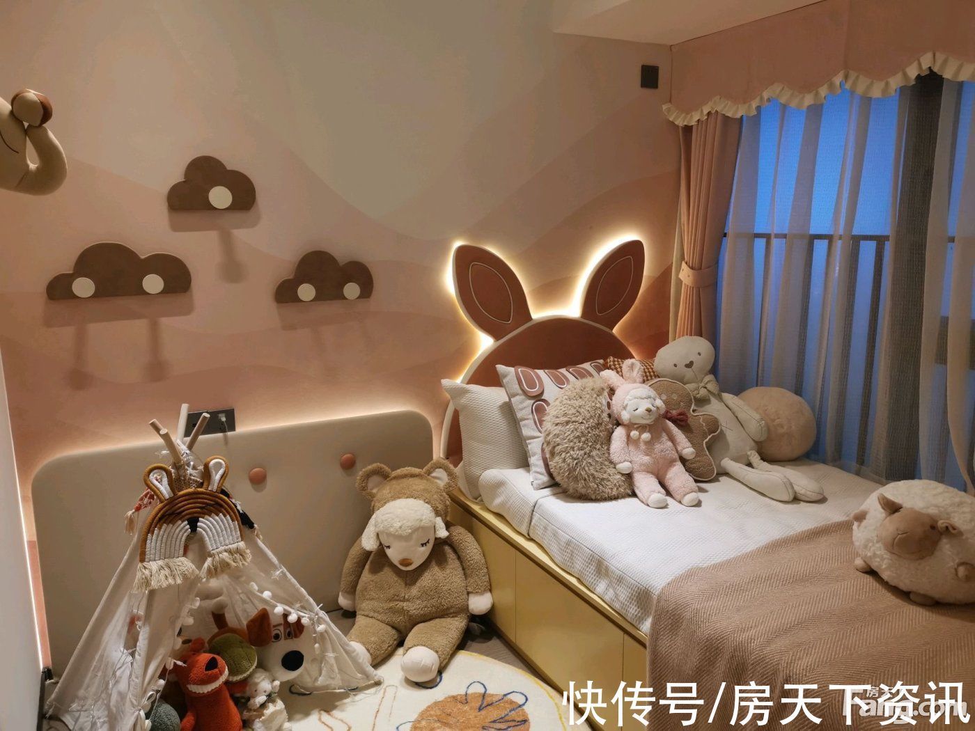 新消|从中海·松湖云锦现场发来一条项目新消息,请查看