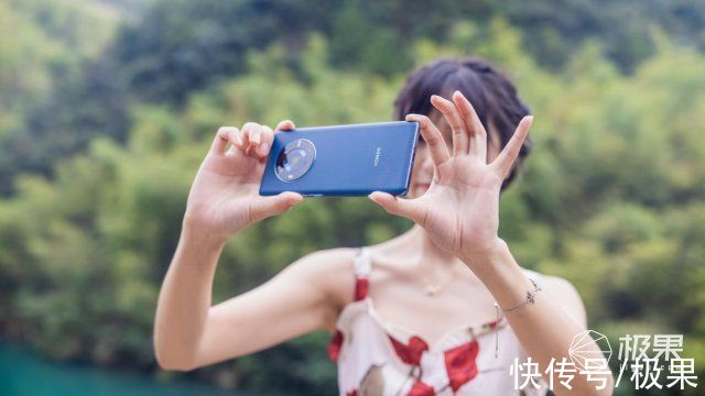 荣耀m繁华自然自由反转，忙里偷闲度个假，畅享精致感生活