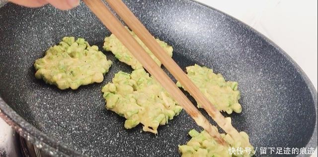 瘦24斤的姐姐分享,自制早餐减肥饼,这也太好吃了吧,赶紧试试