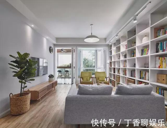 阳光房|武汉夫妇将客厅变身图书馆,连邻居家的小孩都忍不住往家里跑!!