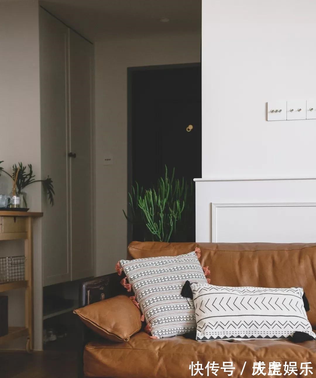 三居|110㎡三居,非传统客厅、超舒适餐厨区、绝美阳台,还偷出一间房