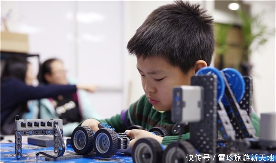 奶粉|有一种恐惧叫“该给娃买奶粉了”,从怀孕那一刻起,就没停止烧钱