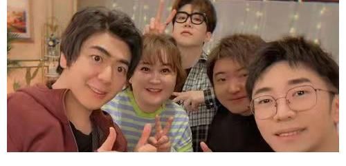 第三季|《青春環(huán)游記》第三季將播，春游家族大換血，吳彤回應(yīng)換人原因