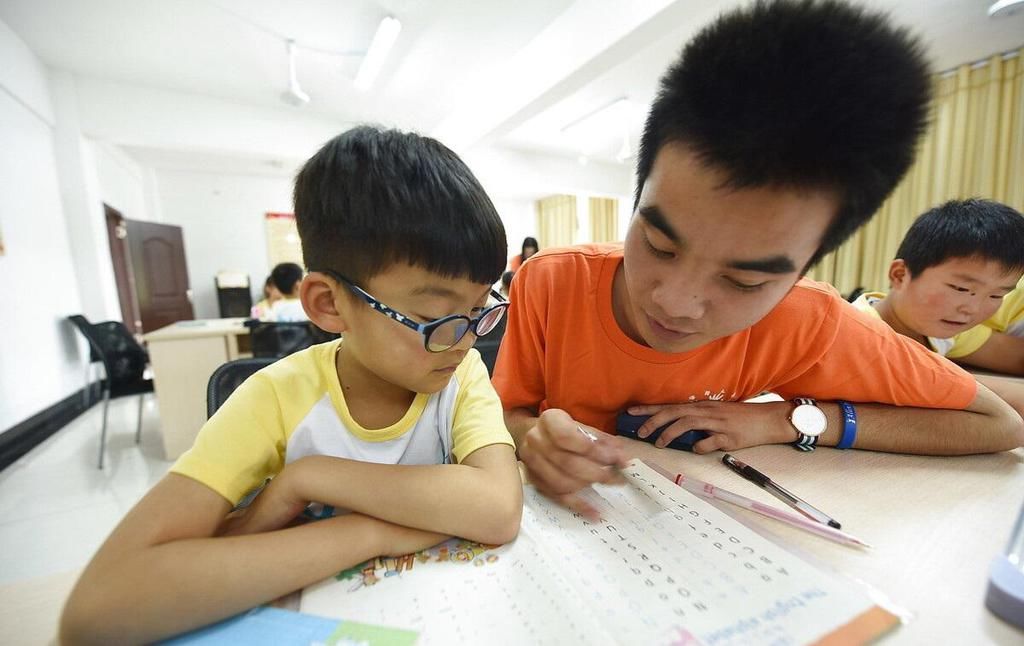 而有的孩子|学渣比学霸差在哪？不是靠“砸钱”辅导，而是差在这三个点