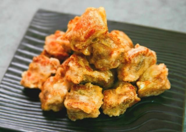 超幸福的时候就是啃排骨，排骨这样做，吃完直动手指