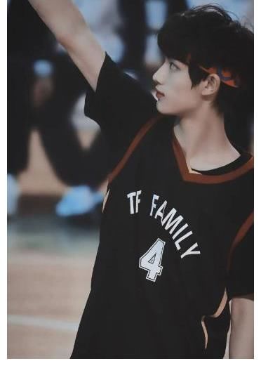 快樂大本營|這次下狠手了，《快本》丁程鑫疑被除名，“嘉賓主持”成為過去式